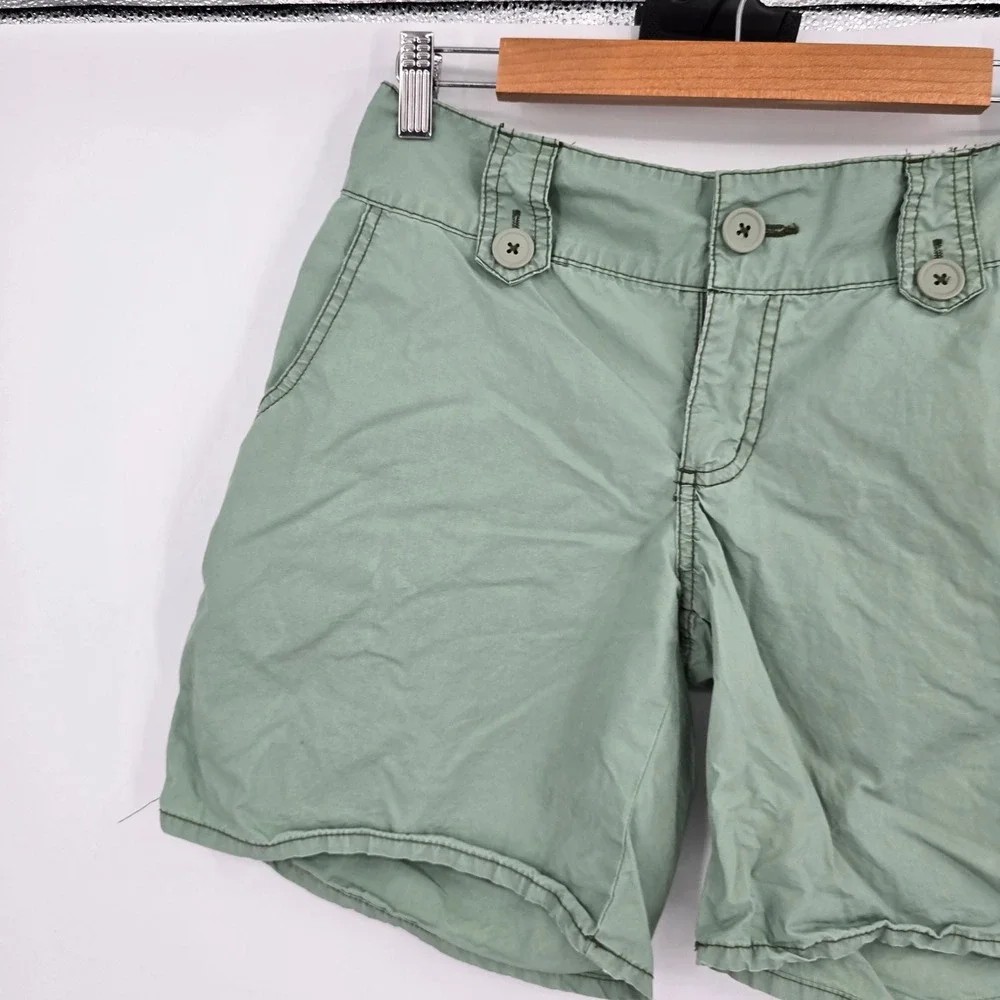 Mossimo Supply Co Womens Sage Green Cotton Utility Cargo Shorts Size 7 RN17730